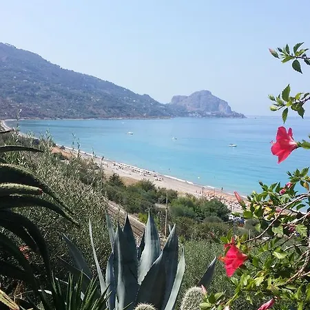 Sweet House Of The Flowers * Cefalù