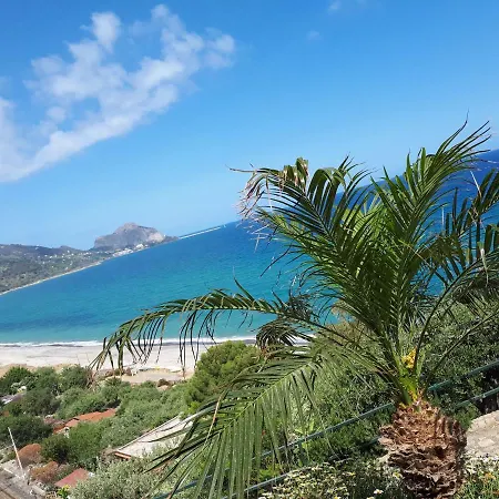 Hébergement de vacances Sweet House Of The Flowers