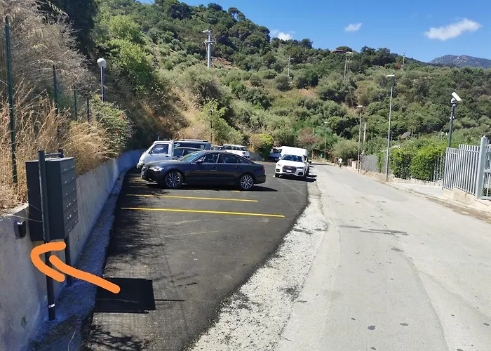 Sweet House Of The Flowers